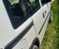 Белый Опель Комбо груз.-пасс., объемом двигателя 1.6 л и пробегом 220 тыс. км за 3800 $, фото 6 на Automoto.ua