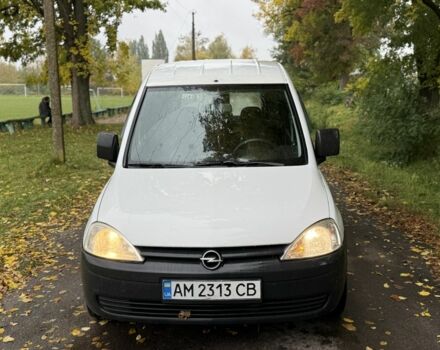 Білий Опель Комбо вант.-пас., об'ємом двигуна 1.2 л та пробігом 250 тис. км за 2850 $, фото 1 на Automoto.ua