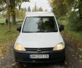 Білий Опель Комбо вант.-пас., об'ємом двигуна 1.2 л та пробігом 250 тис. км за 2850 $, фото 1 на Automoto.ua