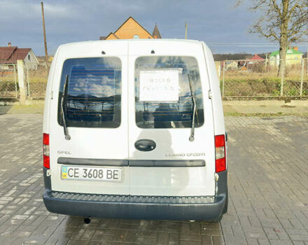 Белый Опель Комбо груз.-пасс., объемом двигателя 1.69 л и пробегом 236 тыс. км за 5300 $, фото 4 на Automoto.ua