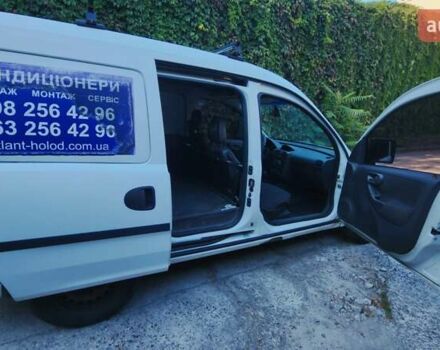 Білий Опель Комбо вант.-пас., об'ємом двигуна 1.2 л та пробігом 289 тис. км за 4200 $, фото 16 на Automoto.ua