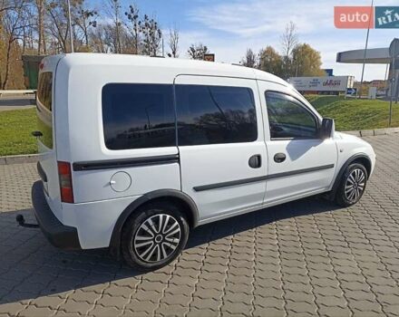 Опель Комбо груз.-пасс. 2008 в Виннице на Automoto.ua Белый Опель Комбо груз.-пасс., объемом двигателя 1.6 л и пробегом 215 тыс. км за 5600 $, фото 9 на Automoto.ua
