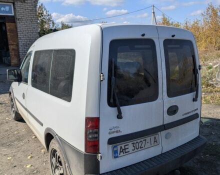 Опель Комбо вант.-пас. 2008 у Великой Александровке на Automoto.ua Білий Опель Комбо вант.-пас., об'ємом двигуна 1.7 л та пробігом 339 тис. км за 4500 $, фото 4 на Automoto.ua