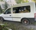 Белый Опель Комбо груз.-пасс., объемом двигателя 1.2 л и пробегом 238 тыс. км за 3696 $, фото 1 на Automoto.ua