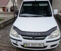 Белый Опель Комбо груз.-пасс., объемом двигателя 1.69 л и пробегом 270 тыс. км за 4000 $, фото 1 на Automoto.ua