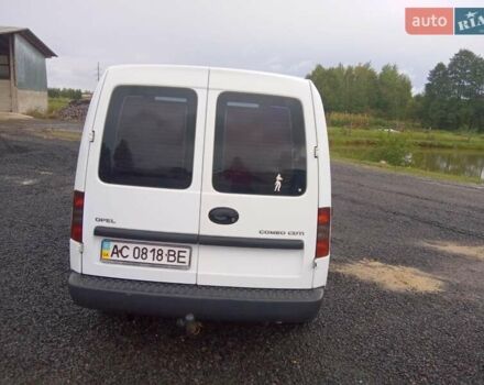 Білий Опель Комбо вант.-пас., об'ємом двигуна 1.2 л та пробігом 325 тис. км за 4150 $, фото 2 на Automoto.ua