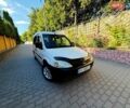 Білий Опель Комбо вант.-пас., об'ємом двигуна 1.2 л та пробігом 200 тис. км за 4400 $, фото 1 на Automoto.ua