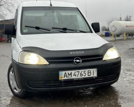Белый Опель Комбо груз.-пасс., объемом двигателя 1.3 л и пробегом 344 тыс. км за 2700 $, фото 14 на Automoto.ua