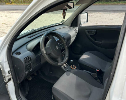 Білий Опель Комбо вант.-пас., об'ємом двигуна 1.7 л та пробігом 441 тис. км за 4099 $, фото 8 на Automoto.ua