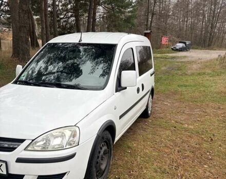 Білий Опель Комбо вант.-пас., об'ємом двигуна 1.36 л та пробігом 260 тис. км за 5500 $, фото 3 на Automoto.ua