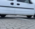 Белый Опель Комбо груз.-пасс., объемом двигателя 1.3 л и пробегом 310 тыс. км за 5500 $, фото 11 на Automoto.ua