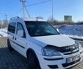 Белый Опель Комбо груз.-пасс., объемом двигателя 1.25 л и пробегом 390 тыс. км за 4350 $, фото 3 на Automoto.ua