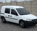 Белый Опель Комбо груз.-пасс., объемом двигателя 1.3 л и пробегом 350 тыс. км за 4000 $, фото 1 на Automoto.ua