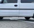 Белый Опель Комбо груз.-пасс., объемом двигателя 1.3 л и пробегом 310 тыс. км за 5500 $, фото 12 на Automoto.ua