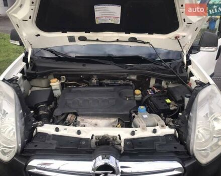 Белый Опель Комбо груз.-пасс., объемом двигателя 1.6 л и пробегом 198 тыс. км за 6150 $, фото 12 на Automoto.ua