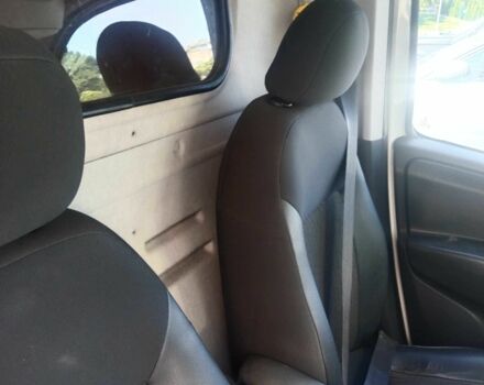 Белый Опель Комбо груз.-пасс., объемом двигателя 1.3 л и пробегом 374 тыс. км за 5100 $, фото 5 на Automoto.ua