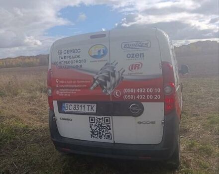 Белый Опель Комбо груз.-пасс., объемом двигателя 1.6 л и пробегом 432 тыс. км за 4500 $, фото 5 на Automoto.ua