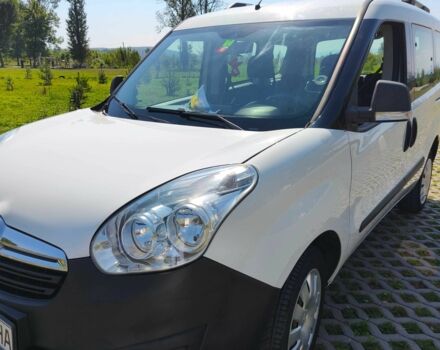 Опель Комбо груз.-пасс. 2012 в Коломые на Automoto.ua Белый Опель Комбо груз.-пасс., объемом двигателя 1.4 л и пробегом 190 тыс. км за 7500 $, фото 2 на Automoto.ua