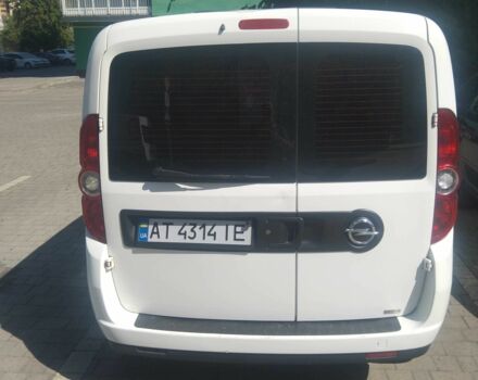 Белый Опель Комбо груз.-пасс., объемом двигателя 1.3 л и пробегом 374 тыс. км за 5100 $, фото 1 на Automoto.ua