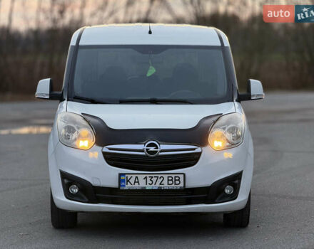 Белый Опель Комбо груз.-пасс., объемом двигателя 1.6 л и пробегом 256 тыс. км за 6600 $, фото 5 на Automoto.ua