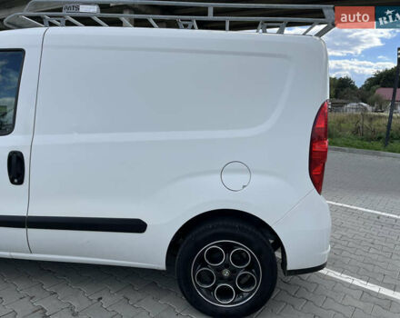 Белый Опель Комбо груз.-пасс., объемом двигателя 1.6 л и пробегом 260 тыс. км за 5700 $, фото 13 на Automoto.ua