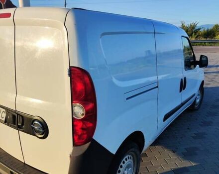 Білий Опель Комбо вант.-пас., об'ємом двигуна 1.2 л та пробігом 382 тис. км за 5900 $, фото 3 на Automoto.ua