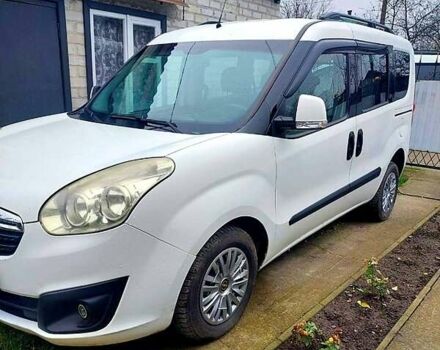 Білий Опель Комбо вант.-пас., об'ємом двигуна 1.6 л та пробігом 207 тис. км за 7600 $, фото 1 на Automoto.ua