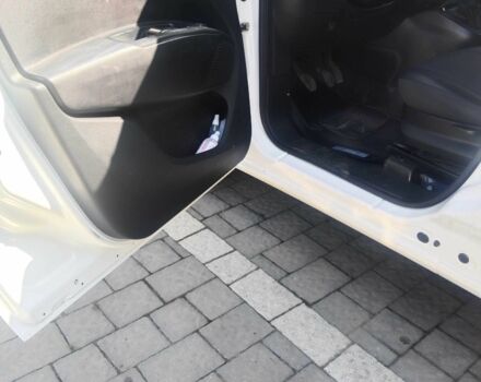 Белый Опель Комбо груз.-пасс., объемом двигателя 1.3 л и пробегом 374 тыс. км за 5100 $, фото 17 на Automoto.ua