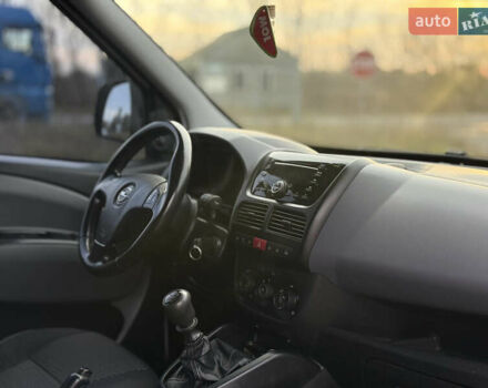 Белый Опель Комбо груз.-пасс., объемом двигателя 1.6 л и пробегом 256 тыс. км за 6600 $, фото 20 на Automoto.ua