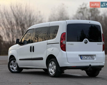 Белый Опель Комбо груз.-пасс., объемом двигателя 1.6 л и пробегом 256 тыс. км за 6600 $, фото 8 на Automoto.ua