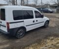Белый Опель Комбо груз.-пасс., объемом двигателя 1.2 л и пробегом 300 тыс. км за 4300 $, фото 7 на Automoto.ua