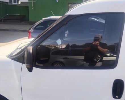 Белый Опель Комбо груз.-пасс., объемом двигателя 1.3 л и пробегом 374 тыс. км за 5100 $, фото 9 на Automoto.ua