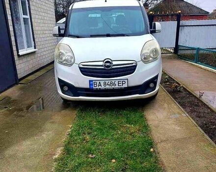 Білий Опель Комбо вант.-пас., об'ємом двигуна 1.6 л та пробігом 207 тис. км за 7600 $, фото 7 на Automoto.ua