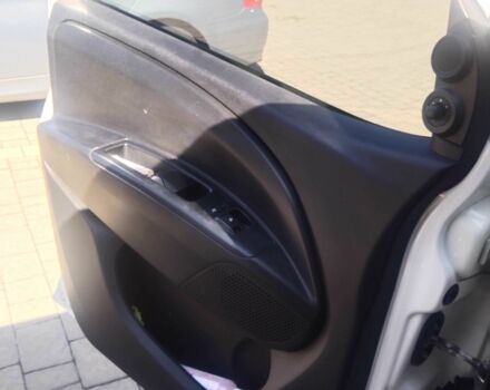 Белый Опель Комбо груз.-пасс., объемом двигателя 1.3 л и пробегом 374 тыс. км за 5100 $, фото 12 на Automoto.ua