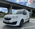 Белый Опель Комбо груз.-пасс., объемом двигателя 1.6 л и пробегом 260 тыс. км за 5700 $, фото 3 на Automoto.ua
