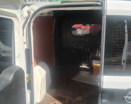 Белый Опель Комбо груз.-пасс., объемом двигателя 1.3 л и пробегом 374 тыс. км за 5100 $, фото 8 на Automoto.ua