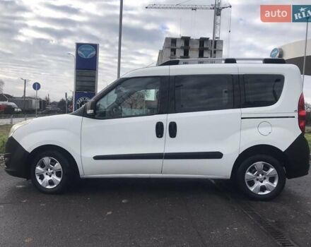 Белый Опель Комбо груз.-пасс., объемом двигателя 1.6 л и пробегом 198 тыс. км за 6150 $, фото 18 на Automoto.ua