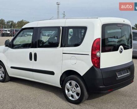 Білий Опель Комбо вант.-пас., об'ємом двигуна 1.3 л та пробігом 210 тис. км за 6800 $, фото 11 на Automoto.ua