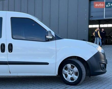 Білий Опель Комбо вант.-пас., об'ємом двигуна 1.3 л та пробігом 242 тис. км за 7990 $, фото 10 на Automoto.ua