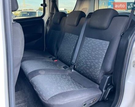 Білий Опель Комбо вант.-пас., об'ємом двигуна 1.3 л та пробігом 242 тис. км за 7990 $, фото 28 на Automoto.ua