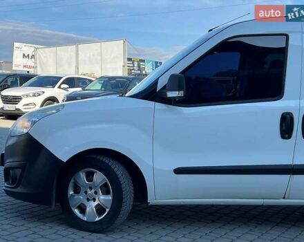 Білий Опель Комбо вант.-пас., об'ємом двигуна 1.3 л та пробігом 242 тис. км за 7990 $, фото 2 на Automoto.ua