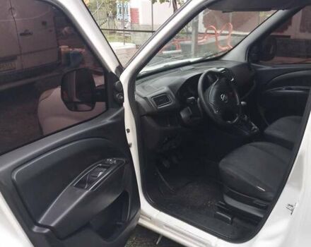 Белый Опель Комбо груз.-пасс., объемом двигателя 1.25 л и пробегом 360 тыс. км за 4500 $, фото 9 на Automoto.ua