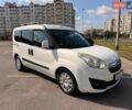 Белый Опель Комбо груз.-пасс., объемом двигателя 1.6 л и пробегом 295 тыс. км за 7500 $, фото 1 на Automoto.ua
