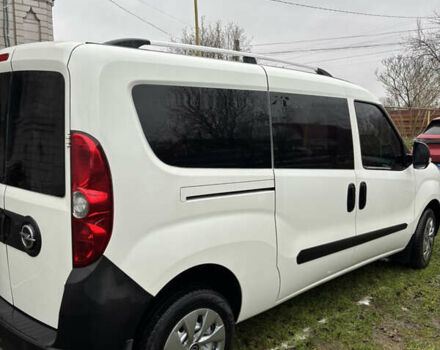 Белый Опель Комбо груз.-пасс., объемом двигателя 1.6 л и пробегом 247 тыс. км за 8000 $, фото 10 на Automoto.ua