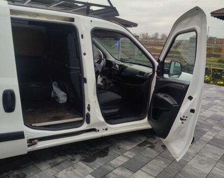 Білий Опель Комбо вант.-пас., об'ємом двигуна 1.6 л та пробігом 118 тис. км за 8500 $, фото 3 на Automoto.ua