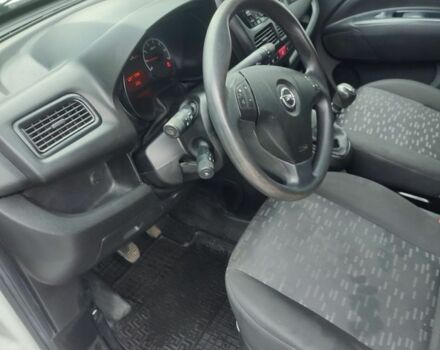 Білий Опель Комбо вант.-пас., об'ємом двигуна 1.6 л та пробігом 118 тис. км за 8500 $, фото 9 на Automoto.ua