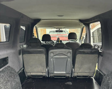 Белый Опель Комбо груз.-пасс., объемом двигателя 1.6 л и пробегом 247 тыс. км за 8000 $, фото 8 на Automoto.ua