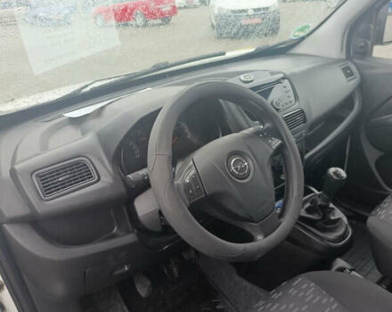 Білий Опель Комбо вант.-пас., об'ємом двигуна 1.3 л та пробігом 189 тис. км за 9000 $, фото 22 на Automoto.ua