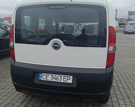 Білий Опель Комбо вант.-пас., об'ємом двигуна 1.3 л та пробігом 189 тис. км за 9000 $, фото 6 на Automoto.ua