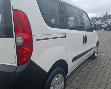 Білий Опель Комбо вант.-пас., об'ємом двигуна 1.3 л та пробігом 189 тис. км за 9000 $, фото 4 на Automoto.ua